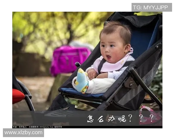 足球明星与萌娃亲密互动趣事：场上场下的温馨瞬间和笑料百出